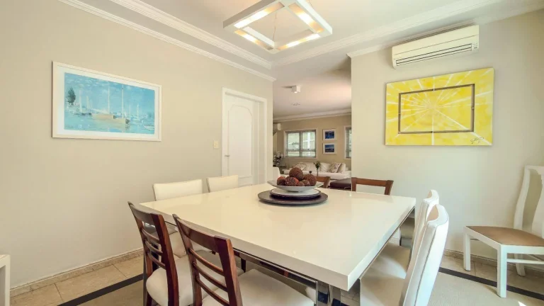 Imagem Casa 4 quartos 3 suites à venda, 348 m² por R$ 2.950.000 - Residencial Tres (Alphaville) - Santana de Parnaíba/SP