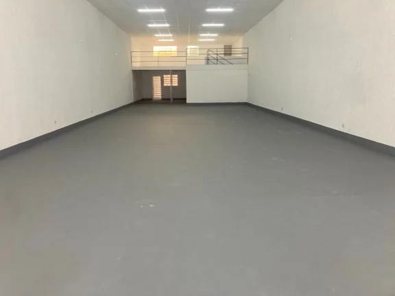 Imagem Galpão, 320 m² - venda por R$ 2.200.000,00 ou aluguel por R$ 14.588,00/mês - Centro - Suzano/SP