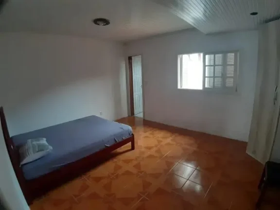 Imagem Sobrado 4 Dormitórios - Bairro Zona Nova