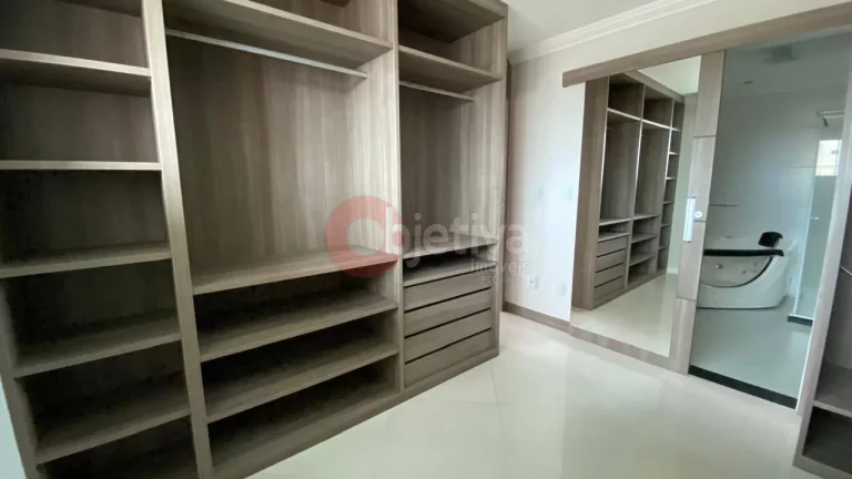 Imagem Cobertura duplex, 4 quartos, mobiliada, Praia do Forte - Cabo Frio