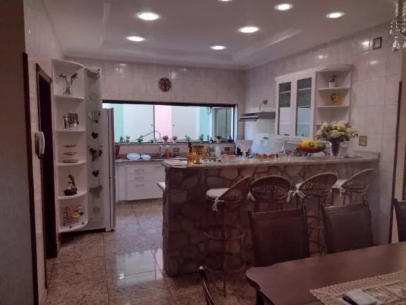 Imagem Sobrado à venda, 426 m² por R$ 1.800.000,00 - Centro - Mogi das Cruzes/SP