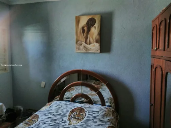 Imagem Casa para Venda em Limeira, Parque Hipolito, 5 dormitórios, 1 suíte, 2 banheiros, 2 vagas
