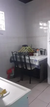 Imagem Oportunidade Imperdível: Venda de 02 Imóveis em Excelente Localização.