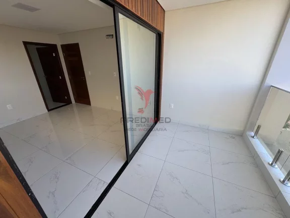 Imagem Casa Alto Padrão NOVA em Condomínio Fechado