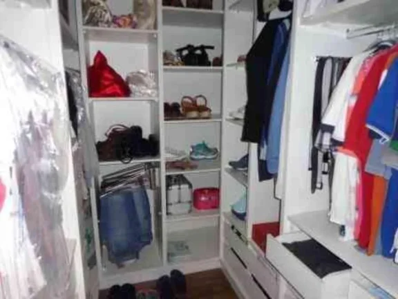 Imagem Sobrado para Venda por R$1.300.000,00 com 231m², 4 dormitórios, 2 suites e 4 vagas - Itaquaquecetuba, São paulo / SP - Cód. BDI28184