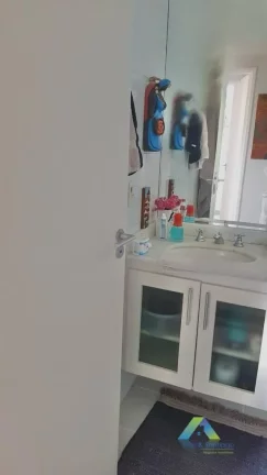 Imagem Lindo apartamento mobiliado à venda com 71m², 3 quartos e 1 vaga
