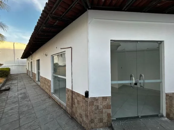 Imagem Casa comercial para locacao na ponta do farol