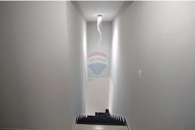 Imagem Casa assobradada com 3 dorms e 4 vagas