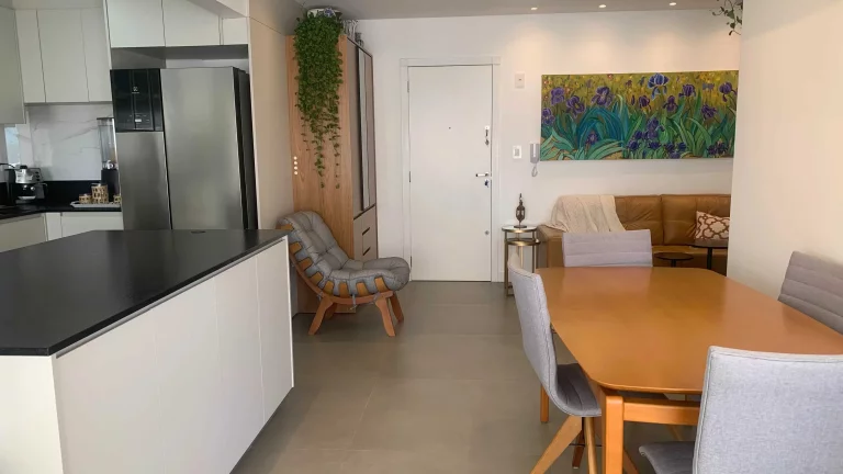 Imagem Quadra mar com 2 dormitórios e 1 vaga de garagem e área de Lazer - Barra Norte Balneário Camboriú/SC