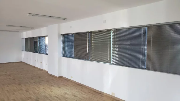 Imagem Conjunto Comercial na Bela Cintra
