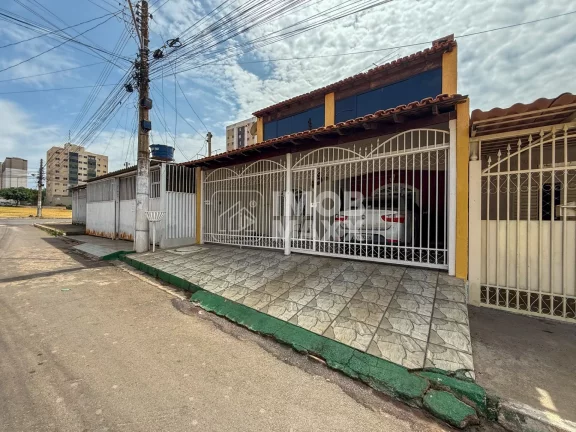 Imagem Casa à Venda em Samambaia Sul, 4 Quartos, 264m² por R$580 Mil