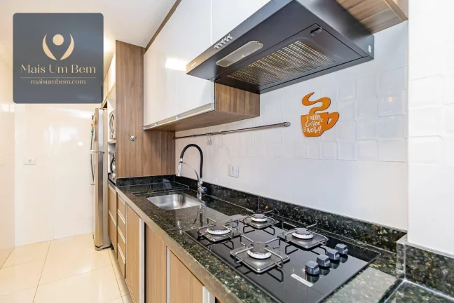 Imagem Apartamento com 2 quartos, sacada com churrasqueira e sacada na suíte à venda por R$ 589.000 - Novo Mundo - Curitiba/PR