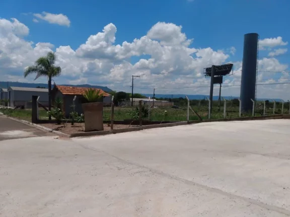 Imagem Barracão novo com excelente localização, frente para rodovia. *, *Área construída: 560 m², . P...