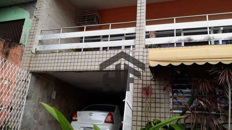 Imagem Casa à venda, com 6 Quartos, localizado em Cajueiro, Recife - Pernambuco.