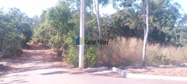 Imagem Chácara para Venda em Brasília, Setor Habitacional Tororó (Jardim Botânico), 3 dormitórios, 1 suíte, 2 banheiros, 2 vagas