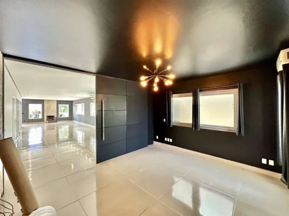 Imagem Cond. Golf Village - Impecável, 4 dorms / 2 suítes, gourmet, piscina!
