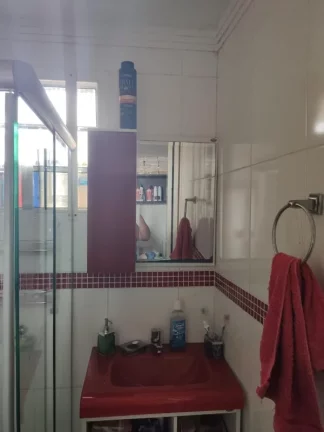 Imagem Sobrado à venda com 3 dormitórios e 2 vagas na Rua Mandassaia - Cidade A.E.Carvalho