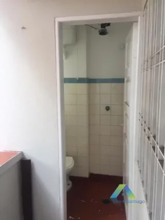 Imagem Excelente sobrado a 5 minutos da estação do metro Ana Rosa com 3 dormitórios, 3 vagas de garagem proximo a principais comércios, avenidas de São Paulo