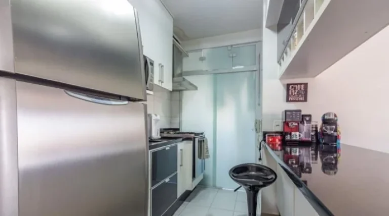 Imagem Descubra um novo estilo de vida em um apartamento de 67 m2 na Rua Francisco Pedro do Amaral, com uma...
