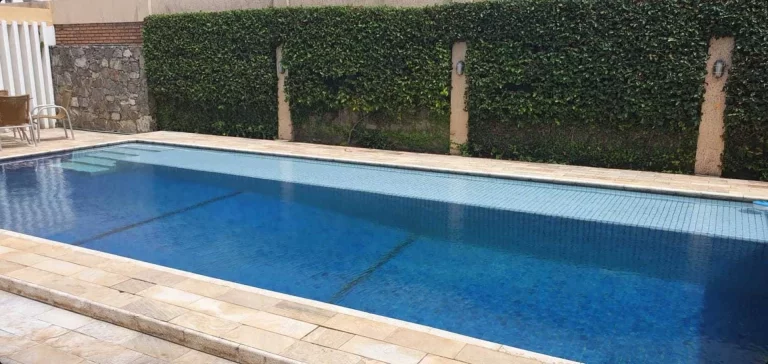 Imagem Casa à venda em rua pública no bairro Coroa do Meio