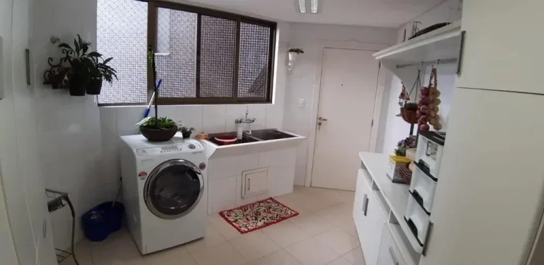 Imagem APARTAMENTO com 4 dormitórios à venda com 387m² por R$ 2.200.000,00 no bairro Conradinho - GUARAPUAVA / PR