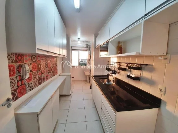 Imagem Localizado entre os Shoppings Iguatemi e Galleria, este apartamento une conforto e praticidade. A re...