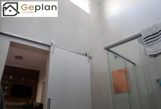 Imagem EXCELENTE CASA COMERCIAL COM MORADIA!!! ÓTIMO PARA INVESTIDOR!!!
