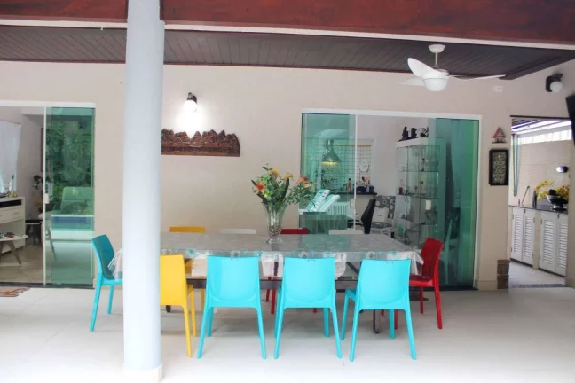 Imagem *Belíssima Casa no Módulo 30: Um Oásis de Conforto e Elegância*