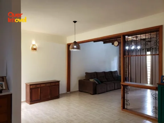 Imagem Espetacular casa à venda em Ribeirão Preto-SP, Parque Residencial Cândido Portinari: 3 quartos, 1 suíte, 3 banheiros, 4 vagas, 226m². Imperdível! Quer Imóvel Negócios Imobiliários