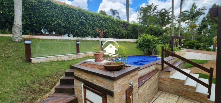 Imagem Sobrado à venda, IPELANDIA, SUZANO - SP Condomínio fechado casa de alto padrão com 2 suítes à venda