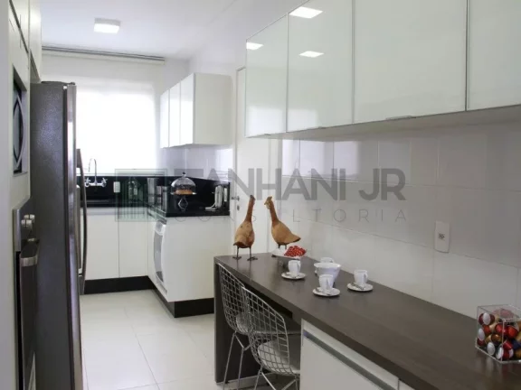 Imagem Vendo maravilhoso apartamento no Ed. England Vila Nova -  Rua Marcos Lopes, 233 - Vila Nova Conceição, São Paulo. Apartamento novo, impecável, compl