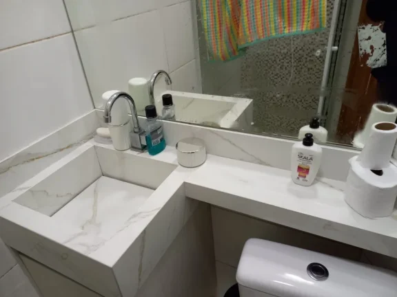 Imagem Alugo Galpao com 1.185mts² de terreno e 978mts² de area constru