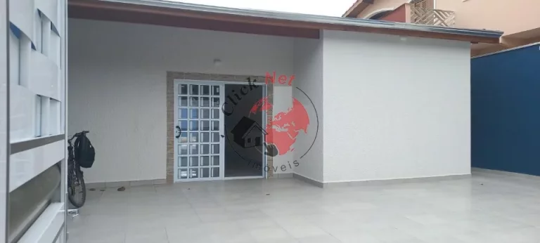 Imagem Casa Térrea Nova sem uso á 400m2 da praia , 3 suites , quintal churrasq, piscina ,4 vagas bairro Gaivota,Itanhaem