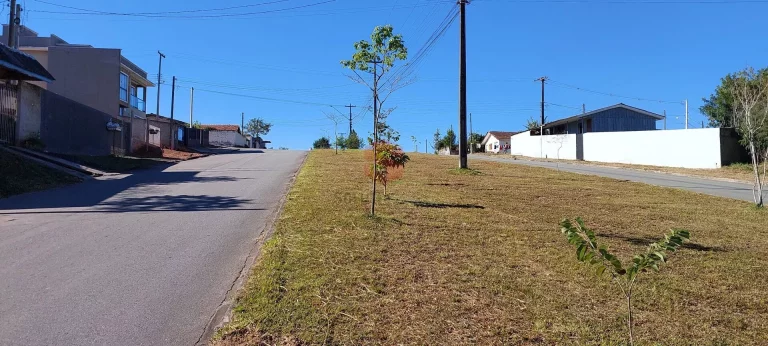 Imagem Terreno 200m2 com ótima infraestrutura