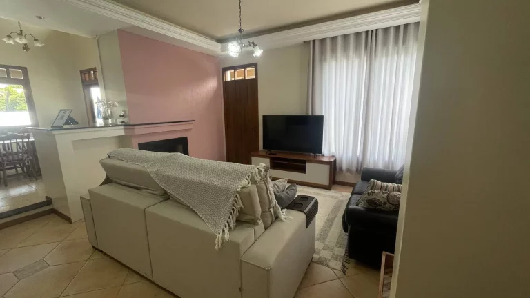 Imagem Casa com 4 Dormitórios para Temporada em Jurerê Internacional – Próxima ao