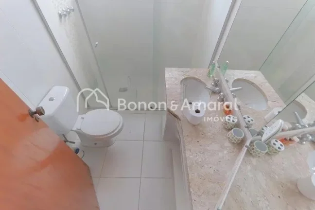 Imagem Aconchegante imóvel à venda com 3 quartos, incluindo uma suíte, e 3 banheiros. Este imóvel é id...