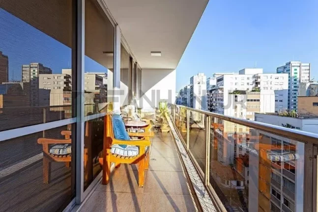 Imagem Imperdível: Apartamento de Altp Padrão com 4 Quartos e 2 Suítes no Jardim Paulista, São Paulo-SP!