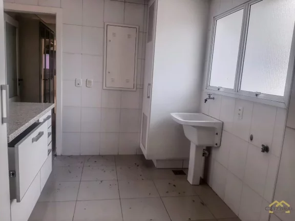Imagem Cobertura para Venda com 04 quartos/suíte - Condomínio Maison Classic - Centro