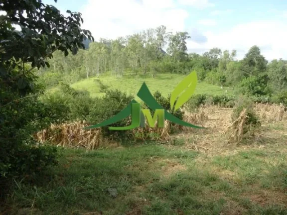 Imagem Lindo sítio à Venda em Piracaia no asfalto