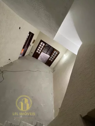 Imagem Sobrado para venda, com 2 suítes e 2 vagas. Vila Sonia