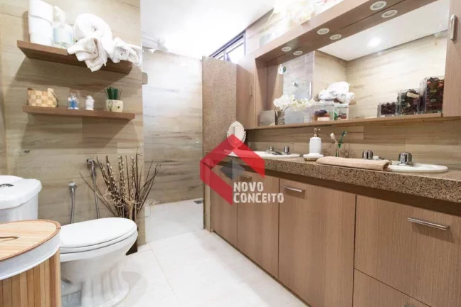 Imagem Apartamento com 3 dormitórios à venda, 226 m² por R$ 760.000,00 - Meireles - Fortaleza/CE