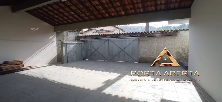Imagem CASA DUPLEX COM 6 QUARTOS E ELEVADOR - B SANTA HELENA - COD 270