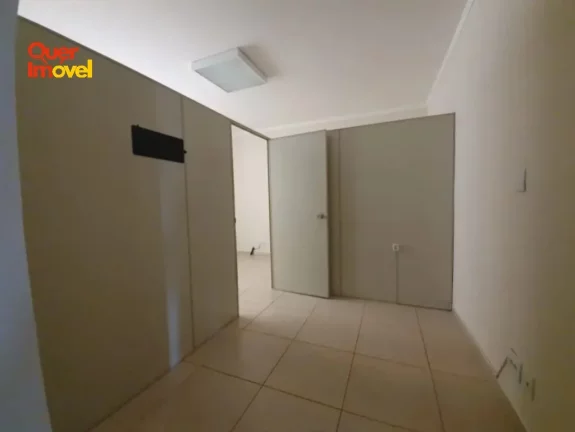 Imagem Sala Comercial para Venda ou Locação no Centro de Ribeirão Preto - 7 salas, 2 banheiros, 152m² - Venda ou Locação