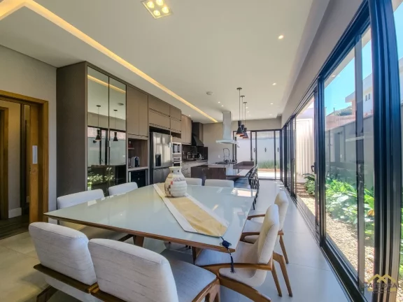 Imagem Casa á Venda em Condomínio Fechado Alto Padrão - Jardim Samambaia - Jundiaí