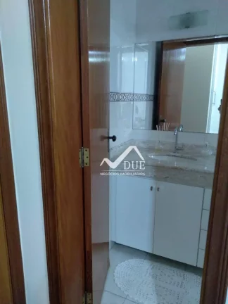 Imagem Sobrado com 3 dormitórios com piscina à venda, 274 m² por R$ 1.600.000 - Embaré - Santos/SP
