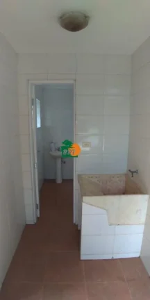 Imagem Chácara para Venda em Araçariguama, Chácara Dora, 2 dormitórios, 1 suíte, 2 banheiros