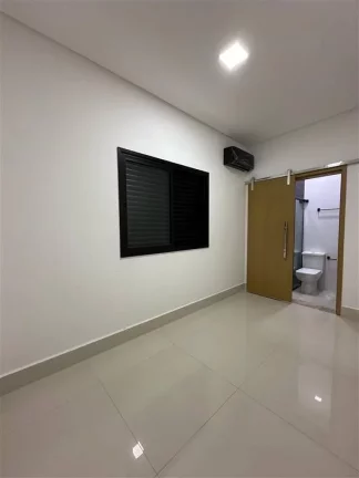Imagem Casa à Venda em Caiçara, Praia Grande - SP