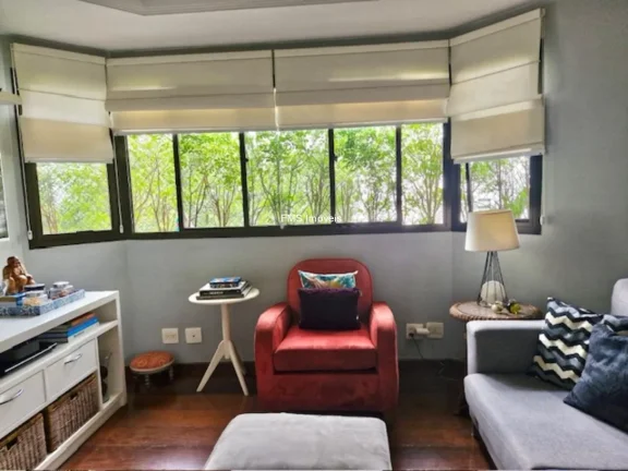 Imagem Imperdível: Apartamento à Venda em Moema, 3 Quartos, 3 Suítes, 2 Salas, 156m² de Área.