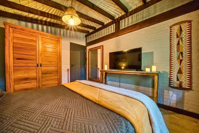 Imagem Cabana Moderna: Onde a Arquitetura se Mescla com a Floresta de Gonçalves