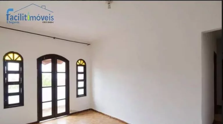 Imagem CASA AO LADO DO SHOPPING GOLDEN 3 DORMITÓRIOS - JARDIM DO MAR - SBC